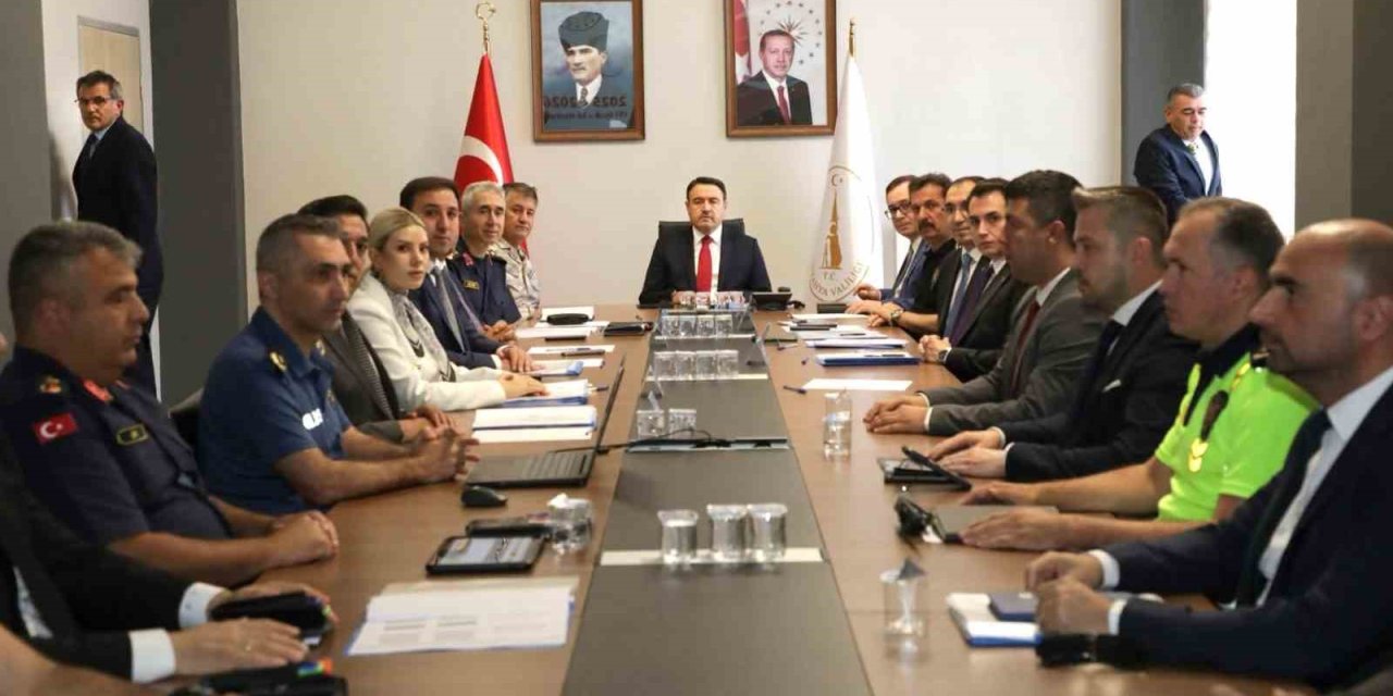 Kütahya’da güvenlik zirvesi, ilave tedbirler masaya yatırıldı