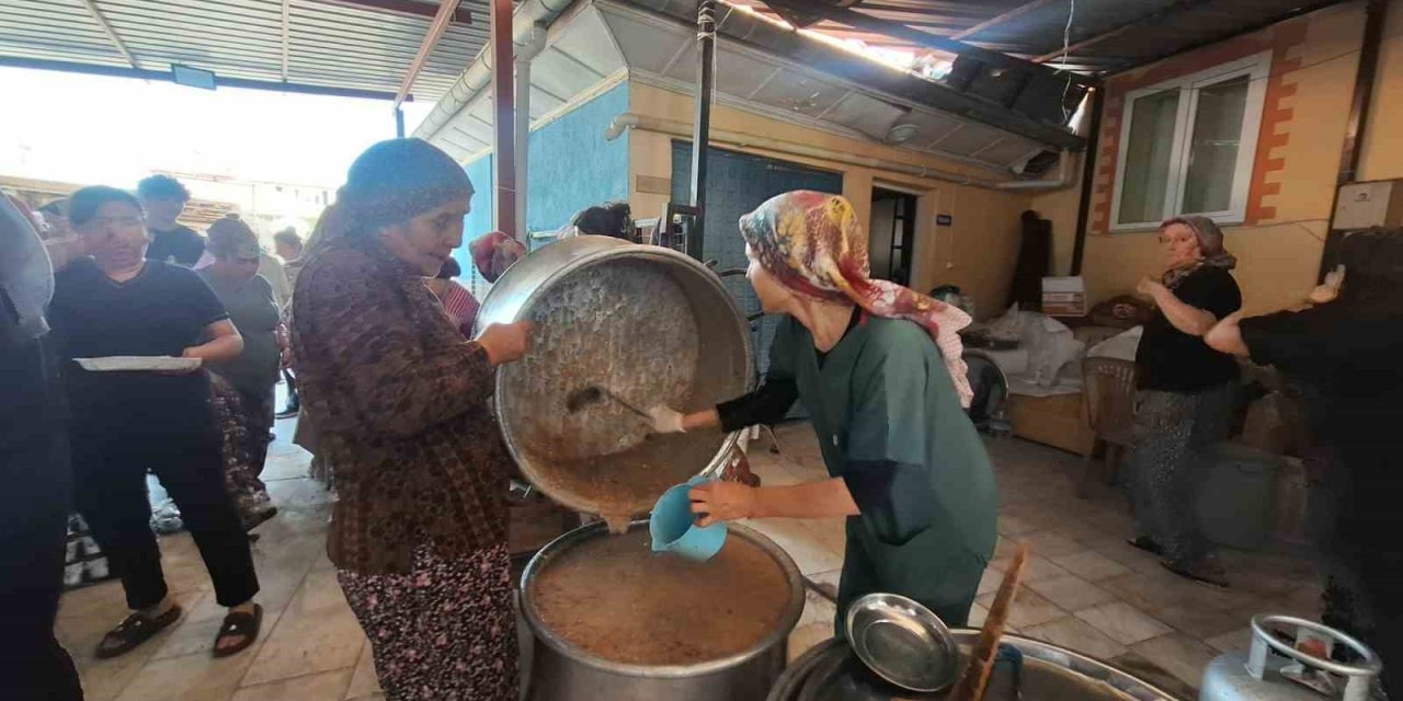 Sarıgöl’de iki asırlık aşure geleneği