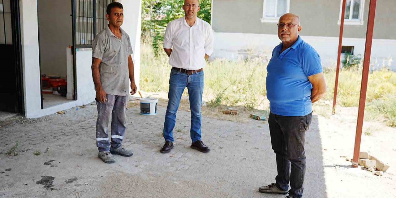 Germencik’te düğün salonu modern görünüme kavuşuyor