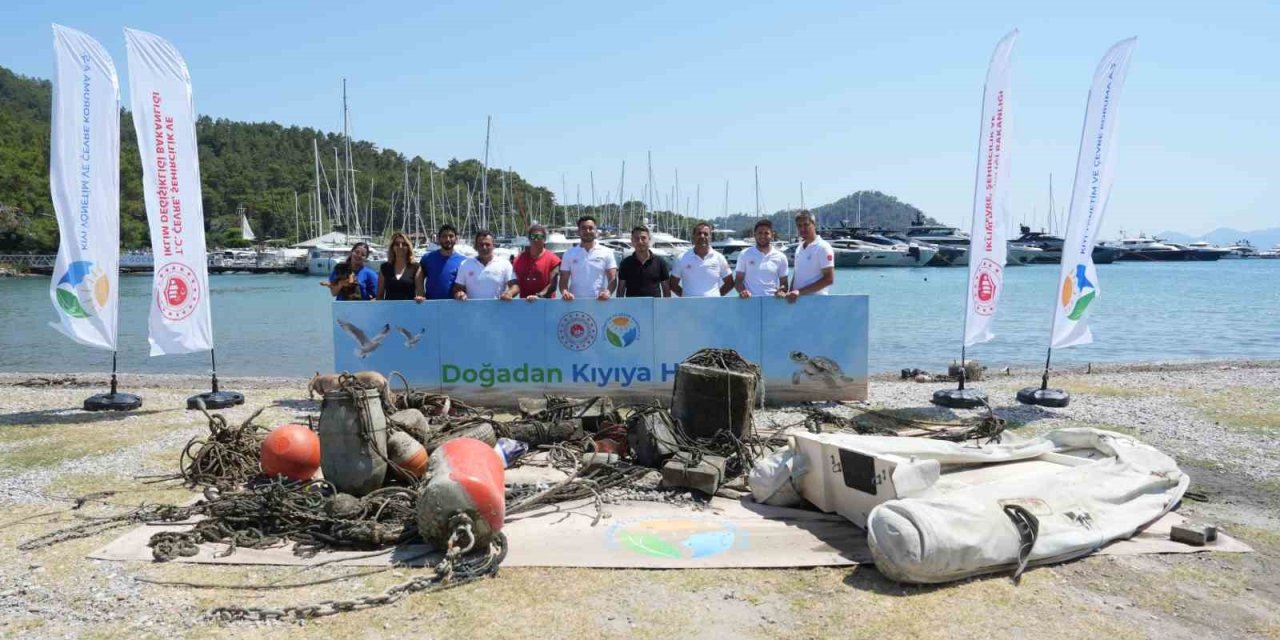 Göcek Halk Plajı’nda deniz dibi temizliği tamamlandı