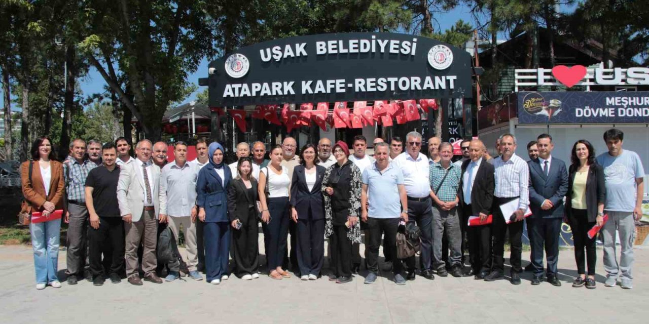 Uşak Belediye Başkan Vekili Terekeci Özkan basın mensupları ile bir araya geldi
