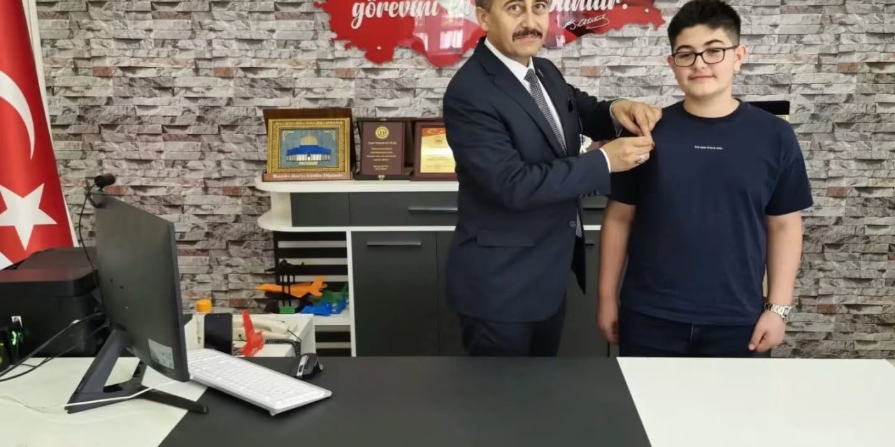 LGS şampiyonu çeyrek  altınla ödüllendirildi