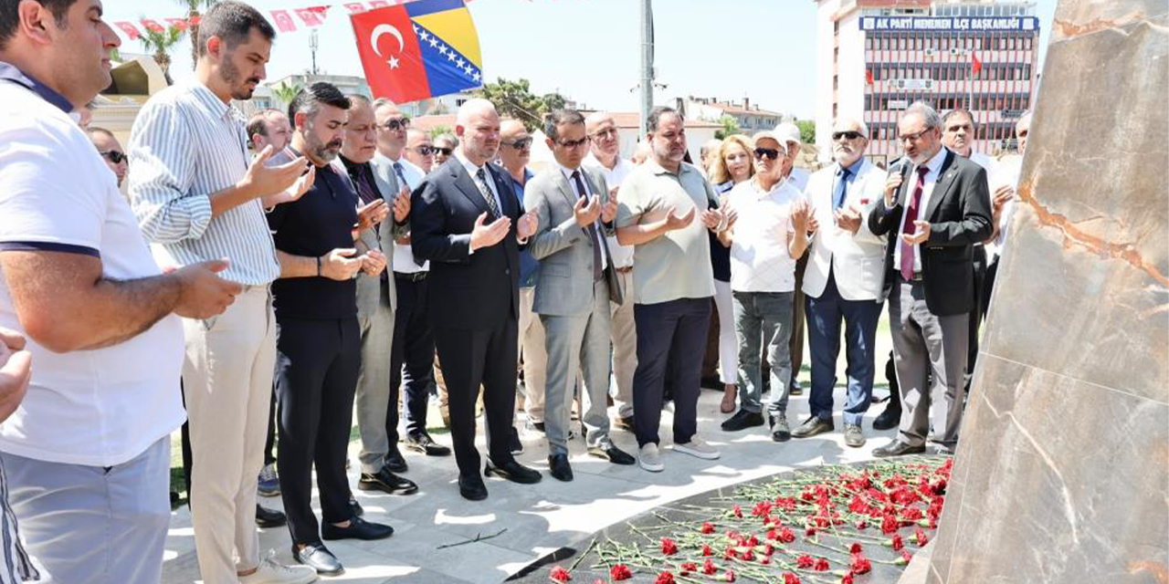 Srebrenitsa Soykırımı kurbanları, dualarla anıldı