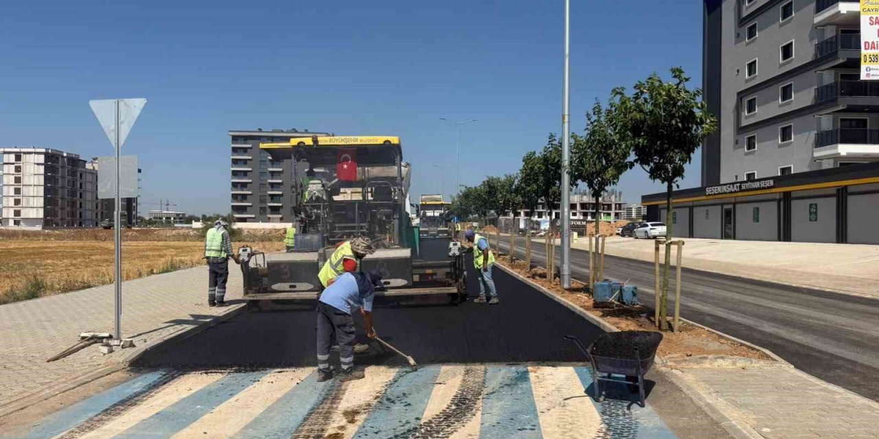 Aydın’ın dört bir yanında yol seferberliği sürüyor