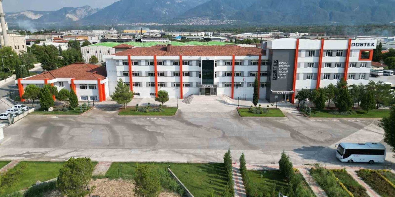 DOSTEK Koleji, mesleki eğitimde geleceğin nitelikli gücünü yetiştiriyor