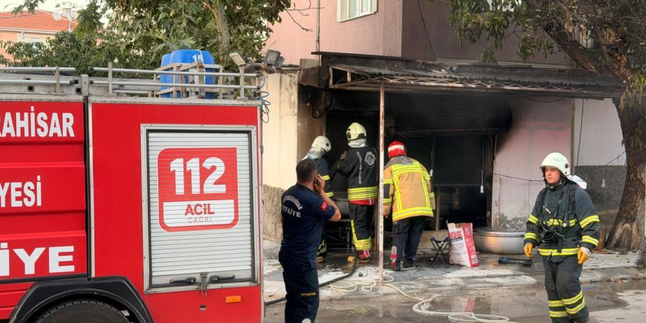 Düğün yemeği hazırlığında yangın paniği: Tüpler alev aldı