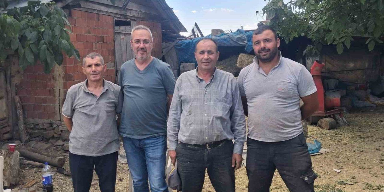 Uşak İl Tarım ve Orman Müdürlüğü ekiplerince üreticilere saha ziyareti gerçekleştirildi