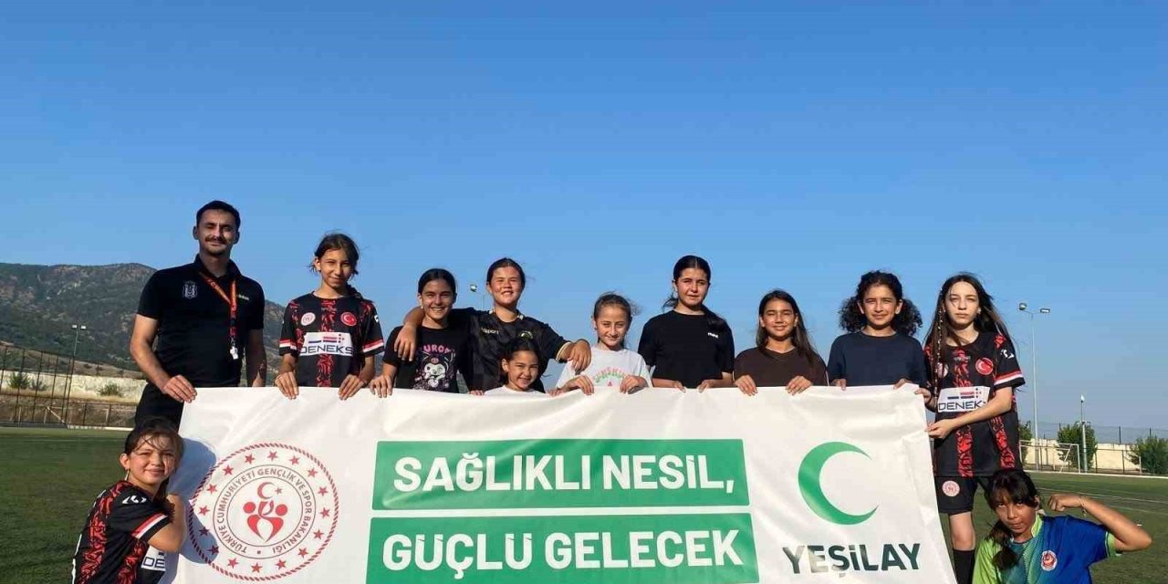 Buharkent’te uyuşturucuyla mücadeleye futbol desteği