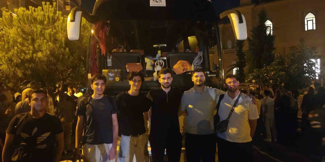 Aydın’dan 109 hafız dualarla umreye uğurlandı