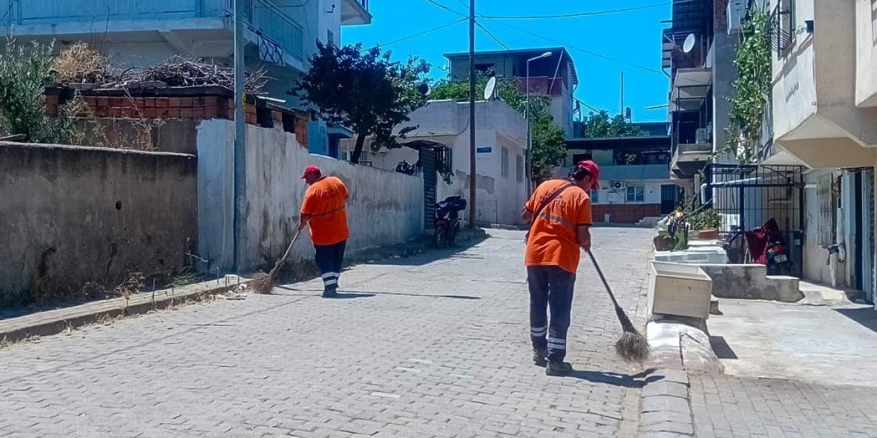 Efeler’de temizlik çalışmaları sürüyor