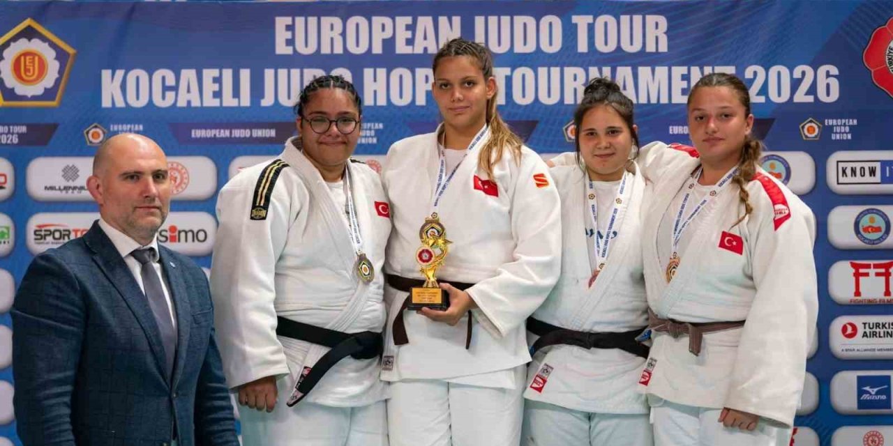 Salihlili judoculardan, Avrupa Kupası’nda çifte şampiyonluk