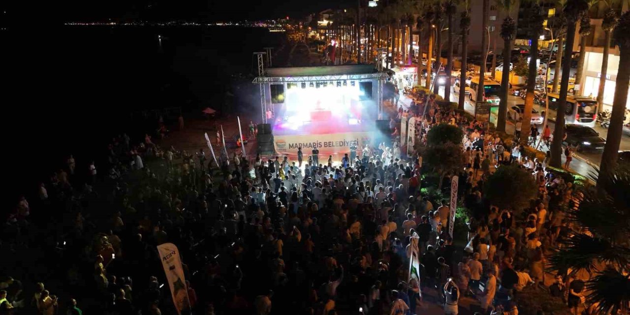 Marmaris, hafta sonu müziğe doydu