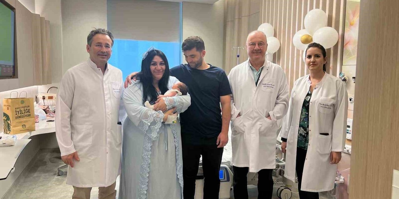 Yüksek riskli gebelik mutlu sona bitti, Barlas bebek dünyaya geldi