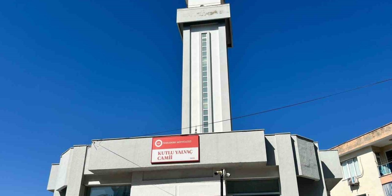 15 Temmuz’da İzmir’de saldırıya uğrayan camide ibretlik tevafuk