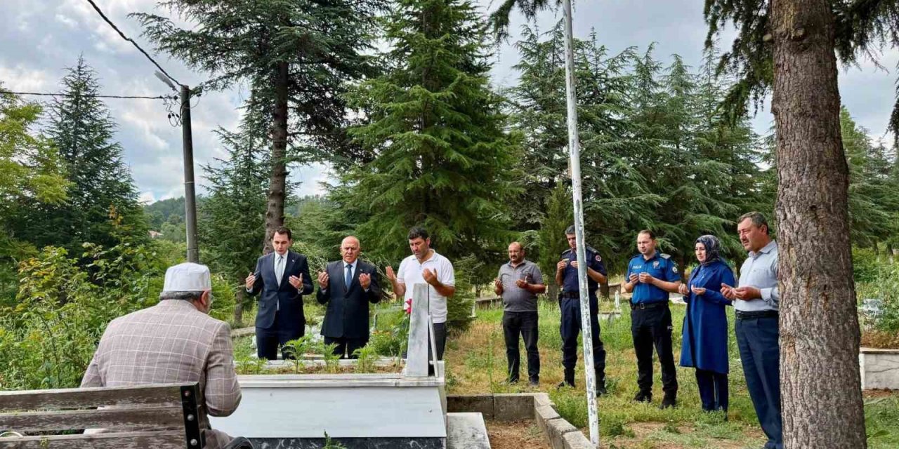 Hisarcık’ta 15 Temmuz’un 10. yılında şehitlik ziyareti
