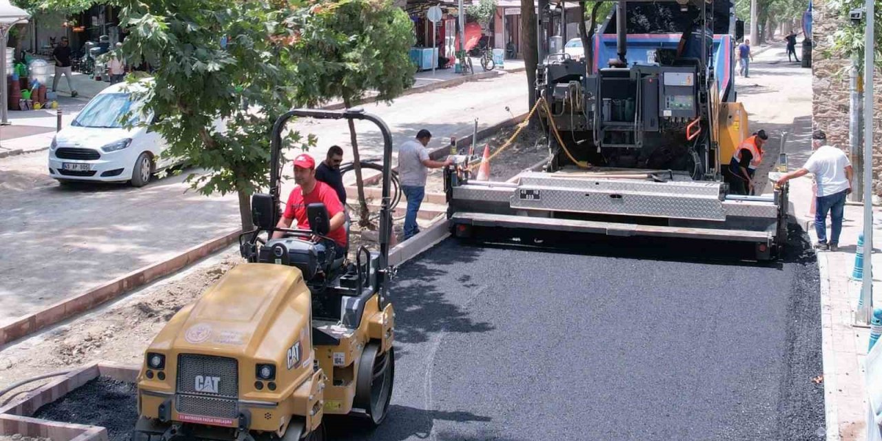 Çarşı Bulvarı baştan sona yenileniyor