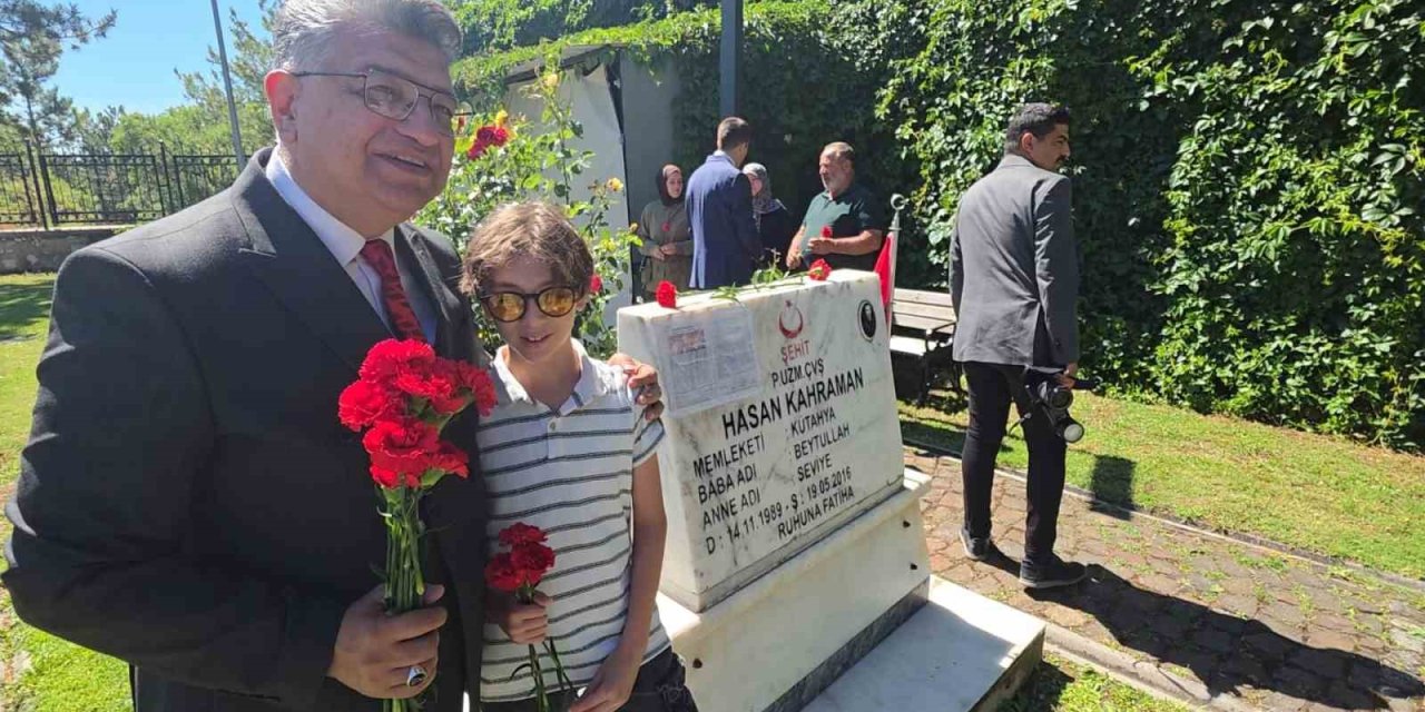 Şehit babasına her karne dönemi sözünü tutuyor