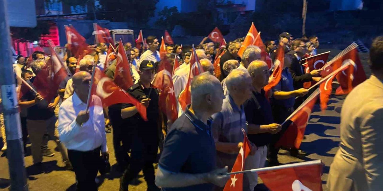 Kuşadası, Didim ve Bozdoğan’da 15 Temmuz unutulmadı