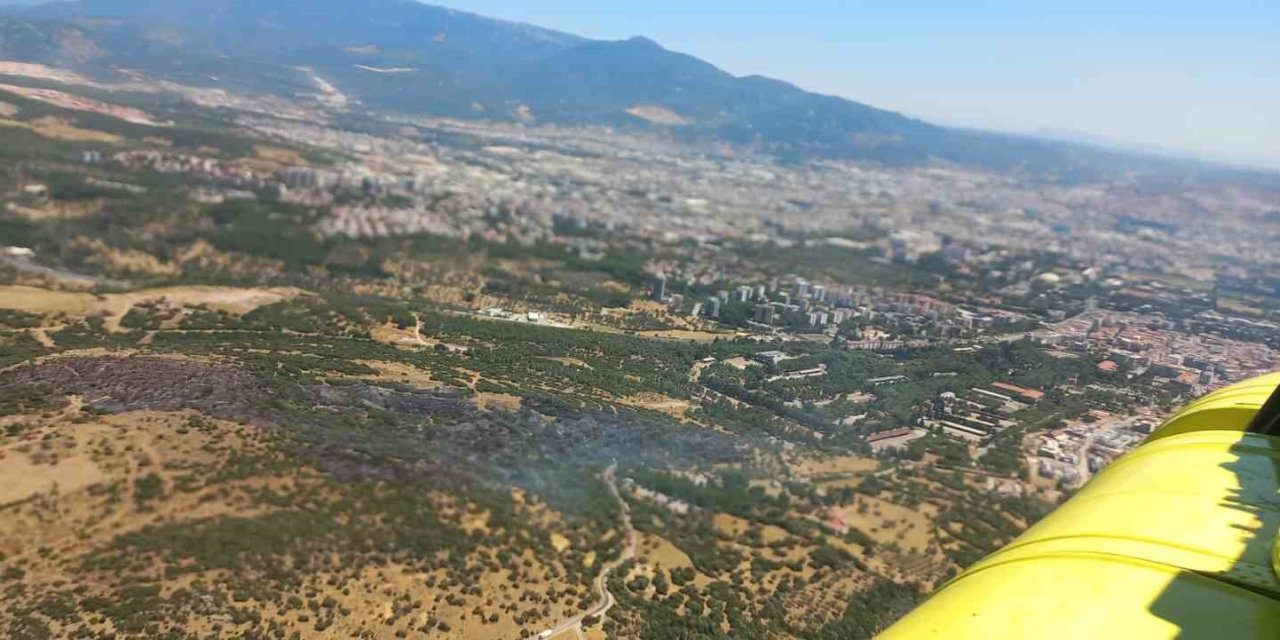 Bornova’daki yangın kontrol altında