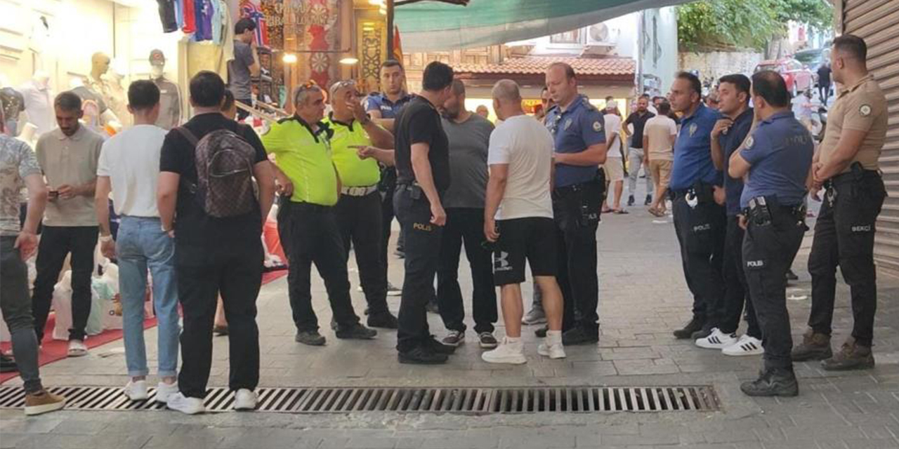 Kuşadası'nda müşteri kapma kavgası kanlı bitti: 2 tutuklama