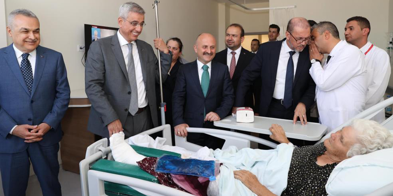 Bakan Memişoğlu'ndan Çine Devlet Hastanesi'ne ziyaret