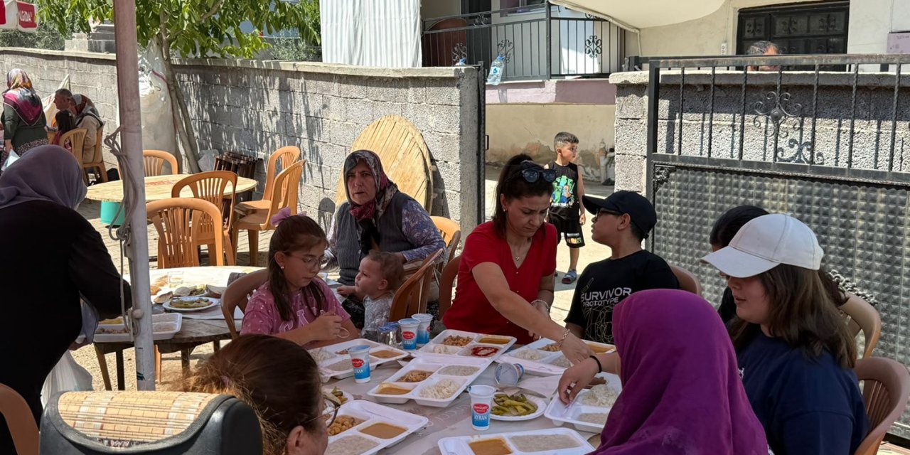 Irmak öğretmen memleketi Kula’da dualarla anıldı
