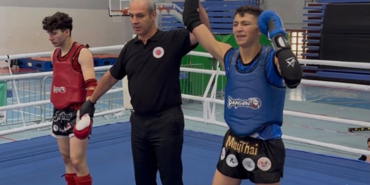 Afyonkarahisarlı muaythai sporcularından Türkiye Şampiyonası’nda büyük başarı