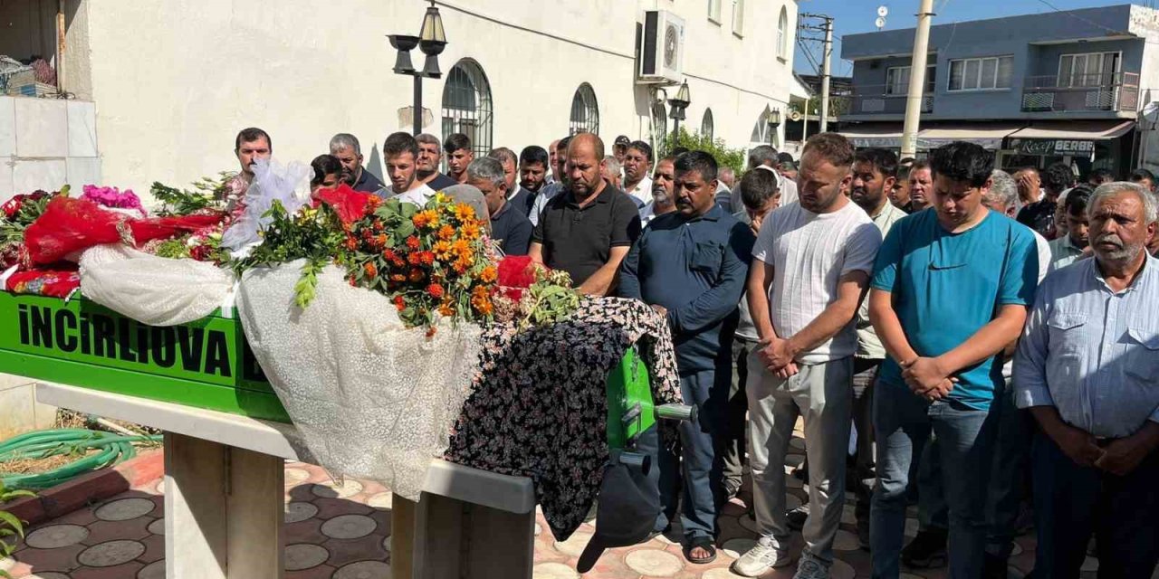Eda, İncirliova’da son yolculuğuna uğurlandı