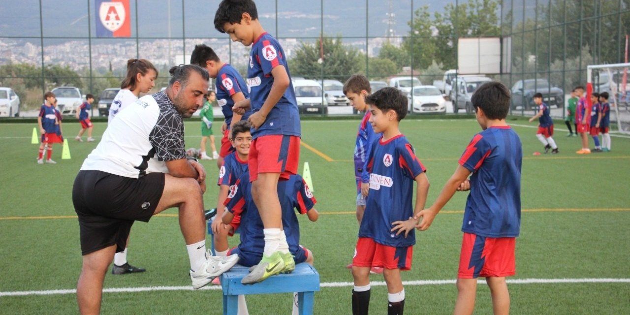 Gelişim Ligi’ne U14 ve U15 de katılacak olan Altınyıldız çalışmalara hız verdi