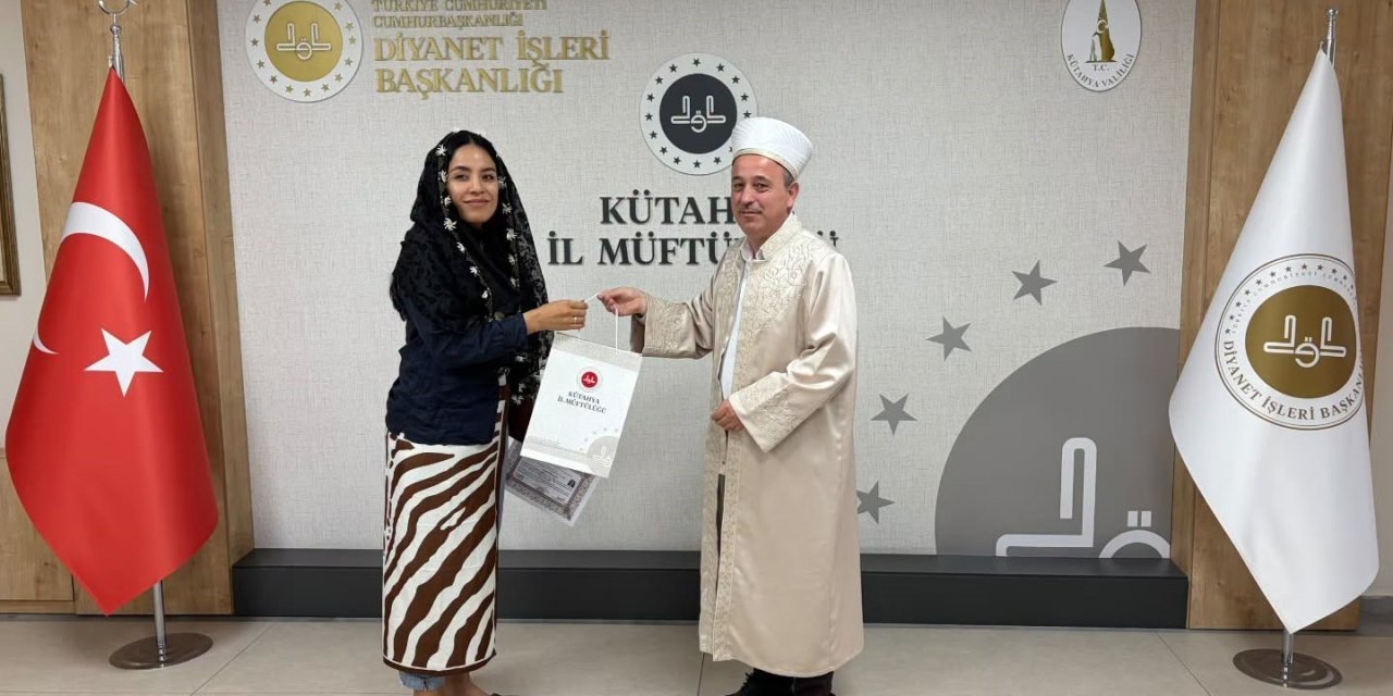 Meksikalı Rubi Müslüman olup, Ayşe ismini aldı