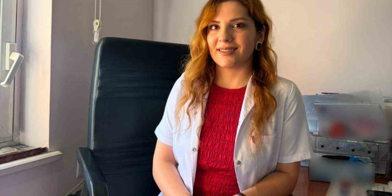 Anne adaylarına yaz uyarısı: "Susuzluk erken doğum riskini artırabilir"