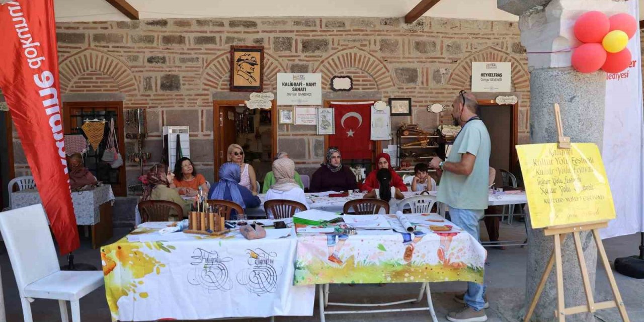 Tarihi Kurşunlu Han’da kaligrafi sanatı yeniden hayat buldu