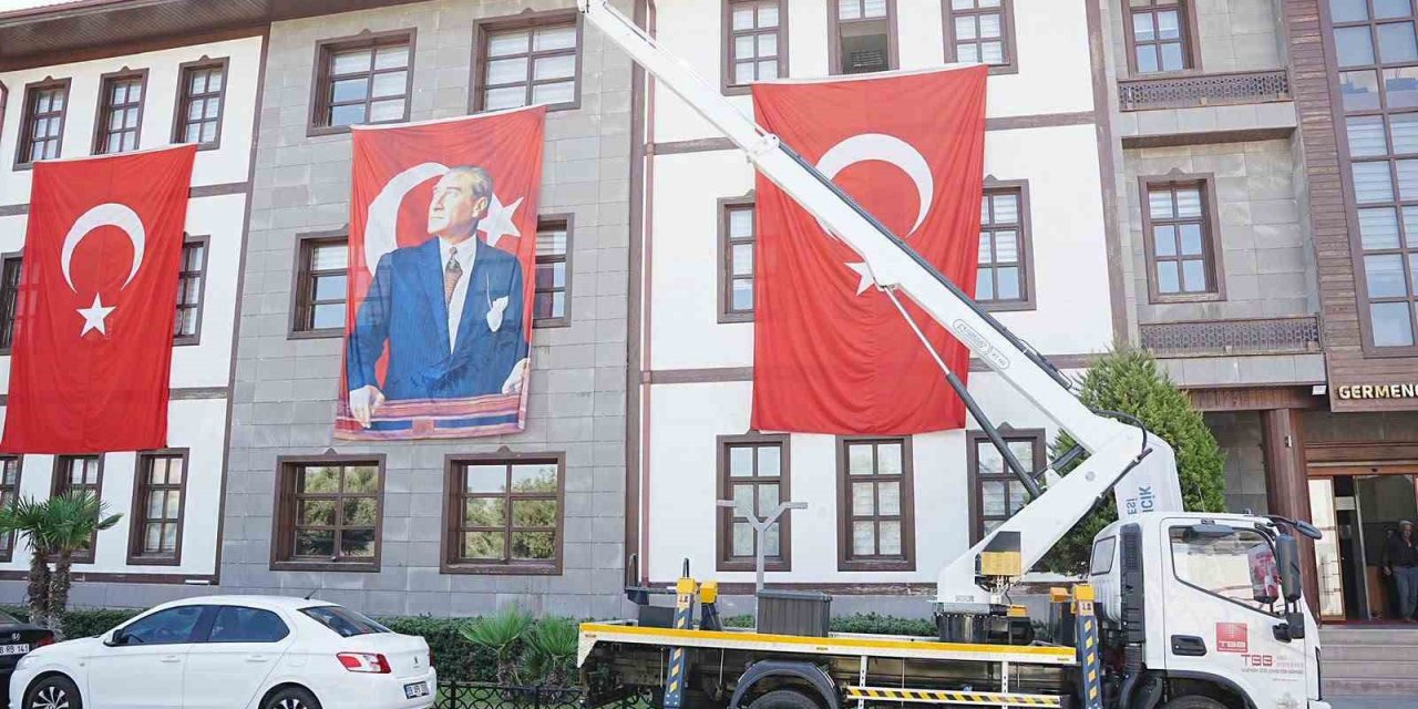 Hibe araç Germencik Belediyesi’nin hizmetine girdi