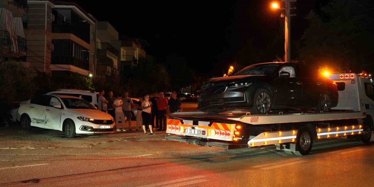 Tali yoldan çıkan otomobil 5 aracın karıştığı zincirleme kazaya neden oldu