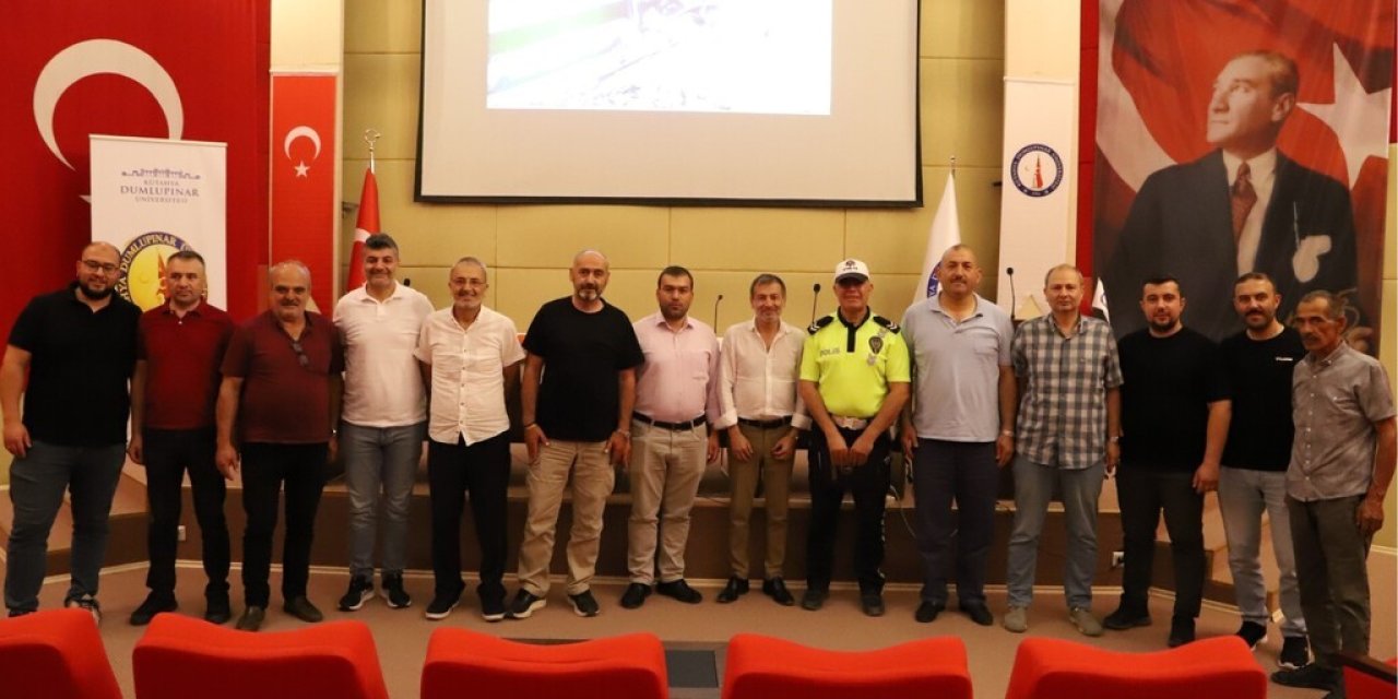 Kütahya’da makam şoförlerine trafik güvenliği eğitimi