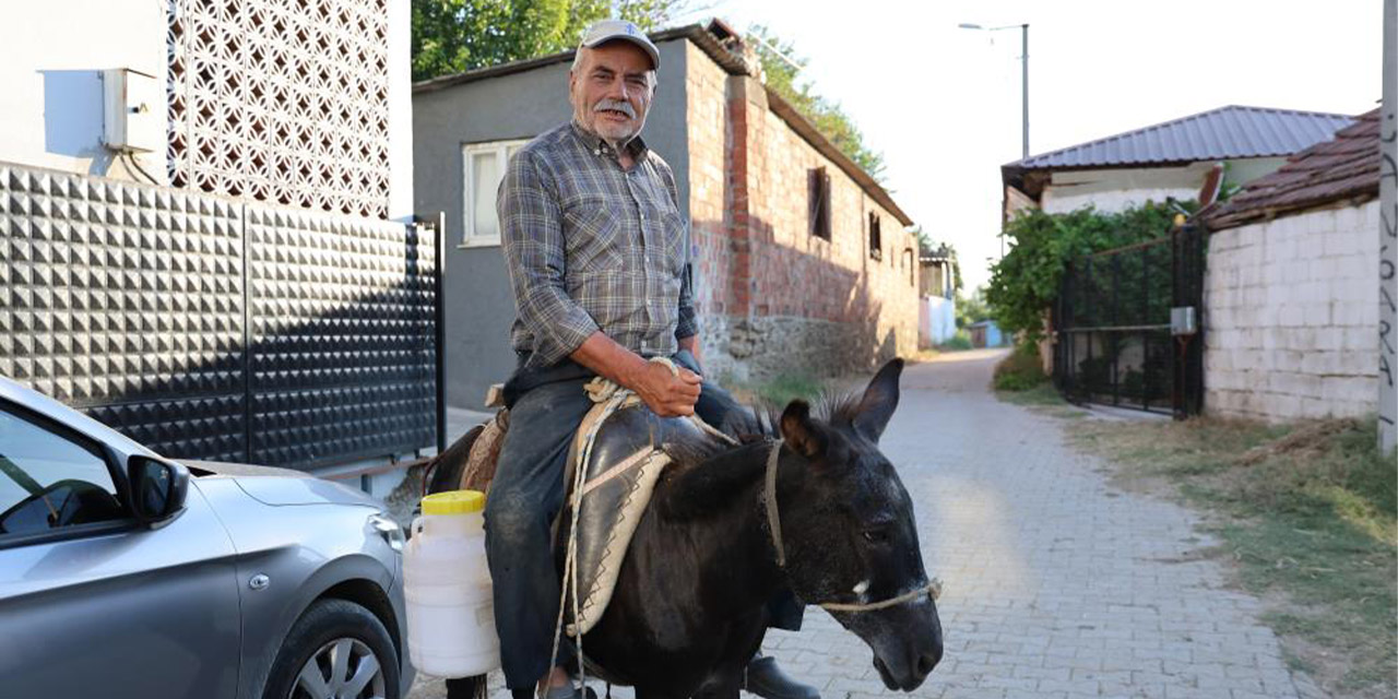 Aydın'da 70 yaşındaki Ayhan amca ulaşımını 40 yıllık karakaçanıyla sağlıyor