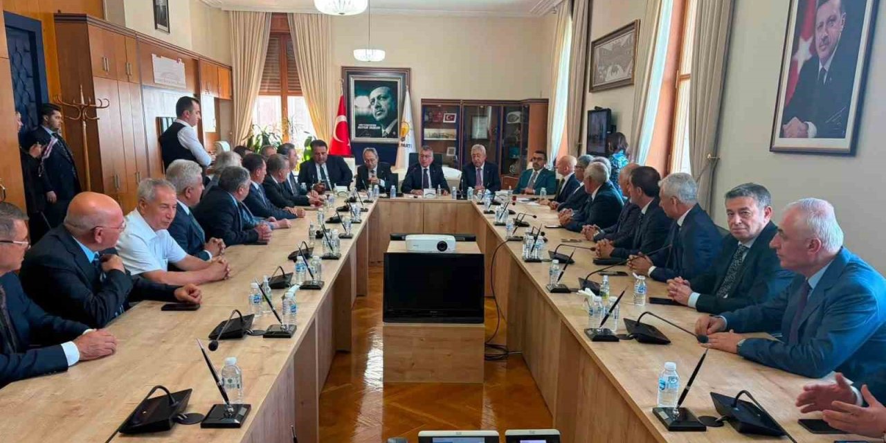 Başkan Künkcü esnafın taleplerini Meclis’e taşıdı