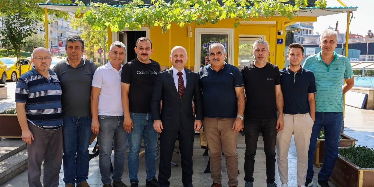 Vali Varol, güne taksi durağında başladı