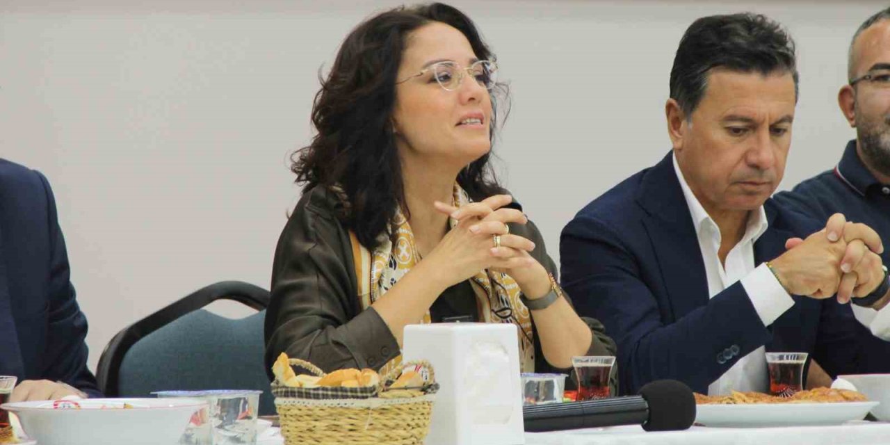 Ahmet Aras ve Gonca Köksal Aras’tan istifa açıklaması: "Şu an istifa ediyoruz gibi bir durum yok"