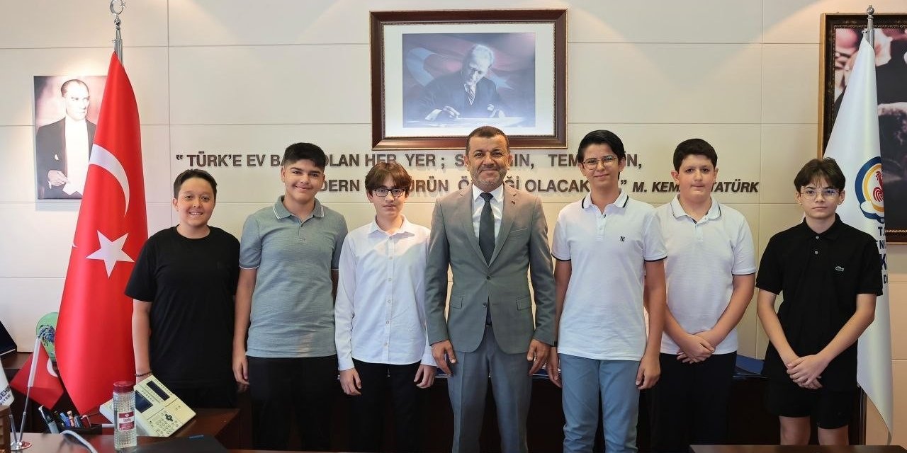 Başkan Çavuşoğlu LGS şampiyonlarını ağırladı