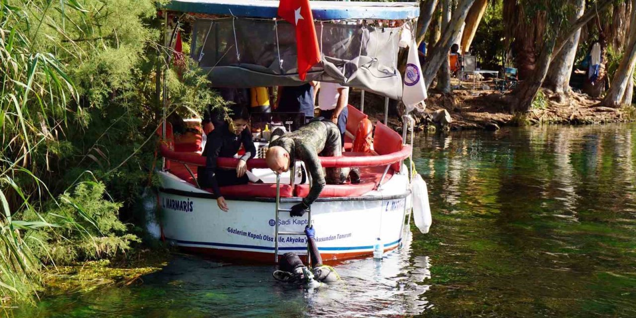Akyaka Kadın Azmağı’nda dip temizliği