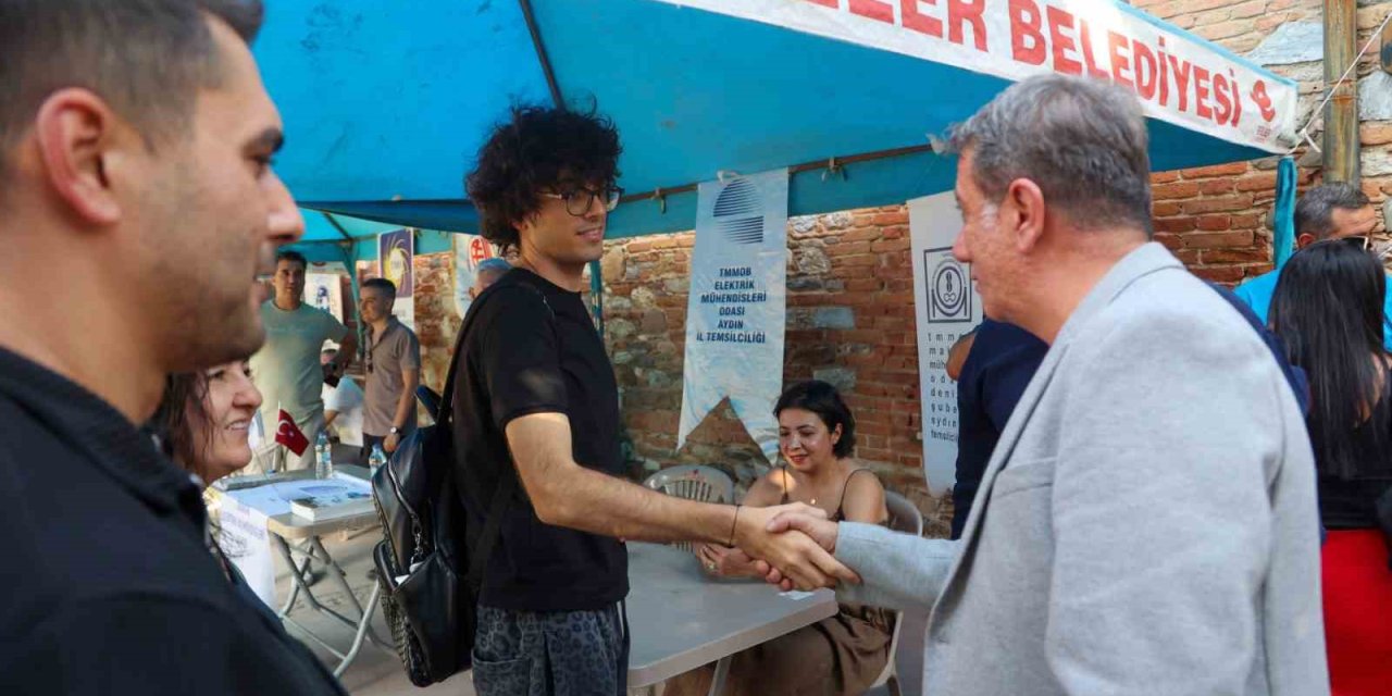 Efeler’de Meslek Tanıtım Günleri kapılarını açtı