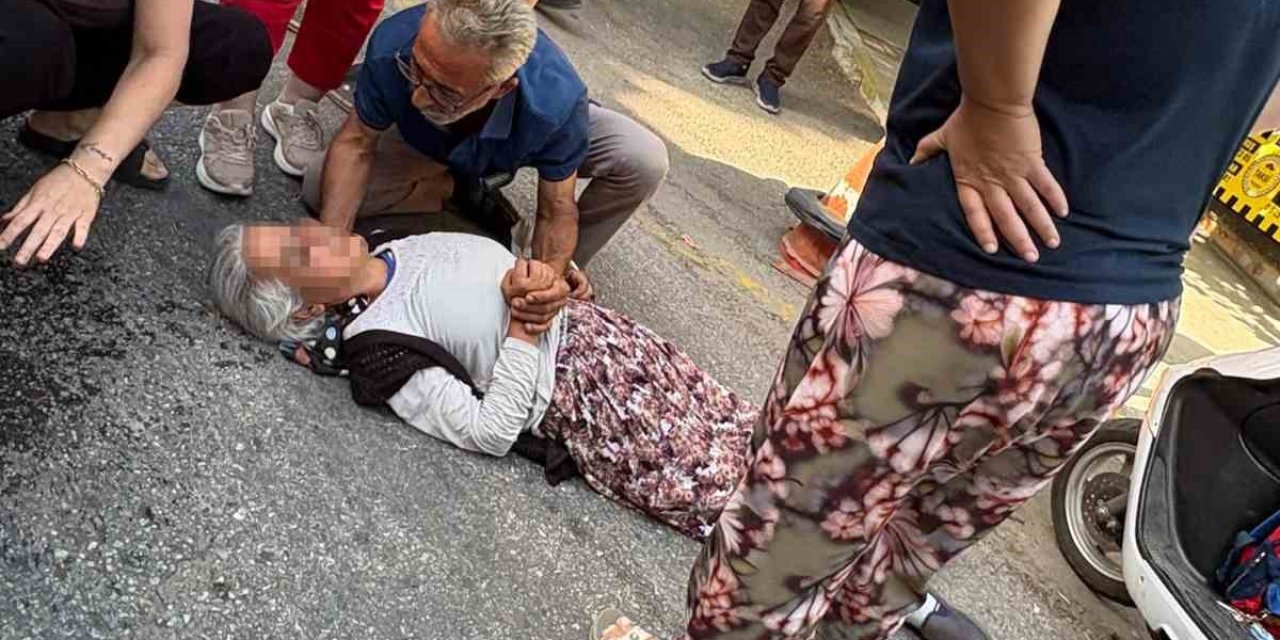 İzmir’de motosikletin çarptığı kadın yaralandı