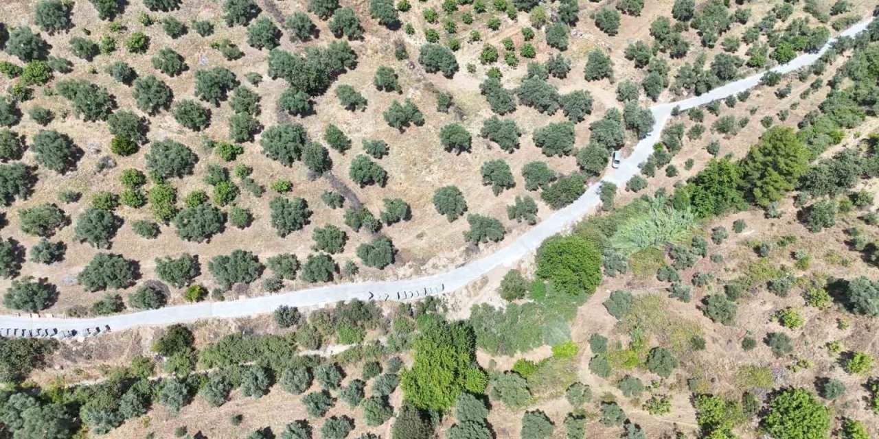 Nazilli Bayındır’da yollara parke taşı