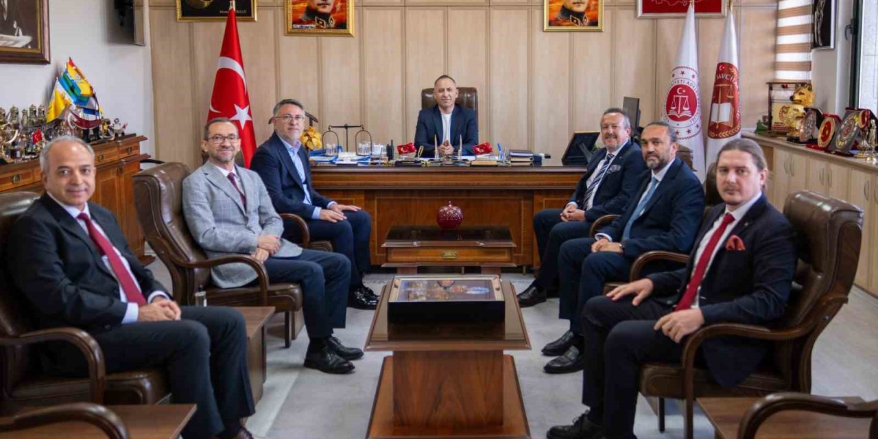 Denizli OSB Yönetimi, Denizli’ye yeni atanan Cumhuriyet Başsavcısına hayırlı olsun ziyaretinde bulundu