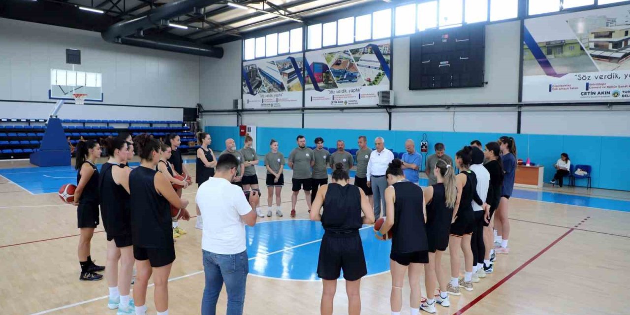 Turgutlu Belediyesi Kadın Basketbol Takımı Süper Lig mesaisine başladı
