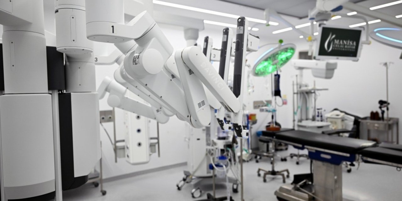 Manisa’da robotik cerrahide 2 ayda 30 başarılı ameliyat