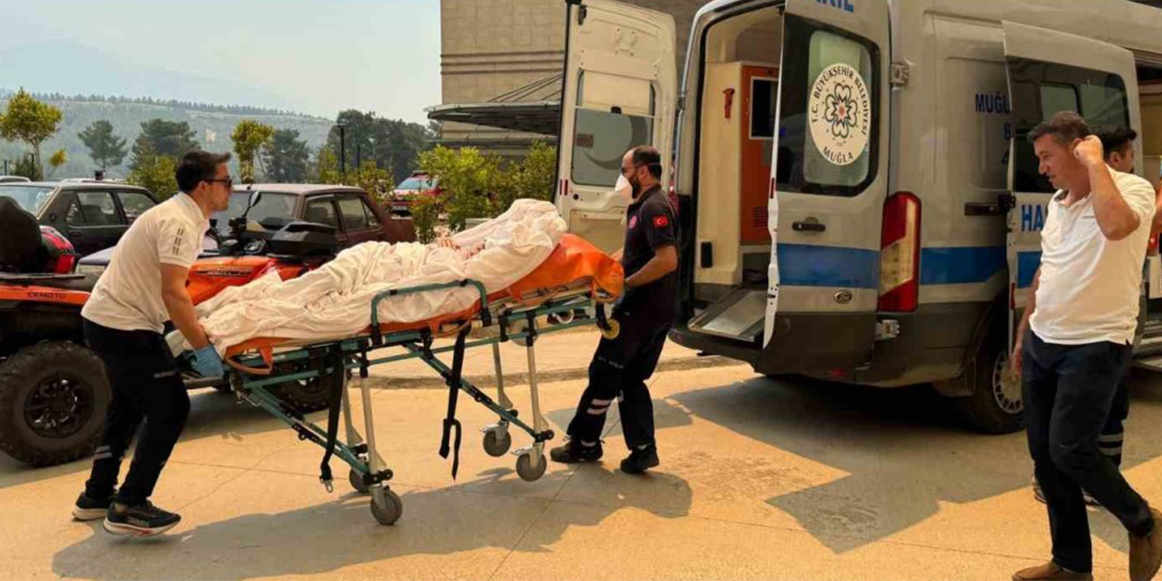 Seydikemer'deki orman yangınında hastane tahliye ediliyor
