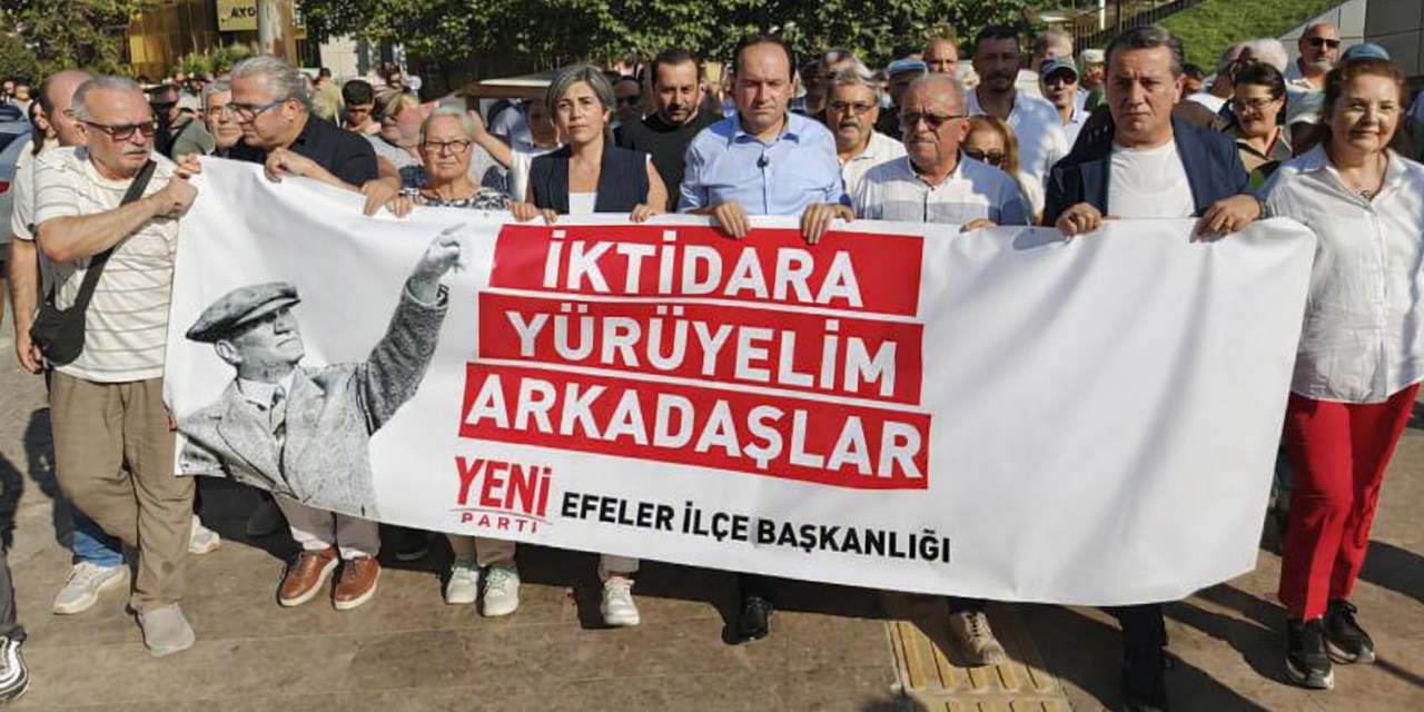 Efeler'de CHP'den toplu istifa: Başkan Yetişkin ve partililer YENİ Parti'ye geçti