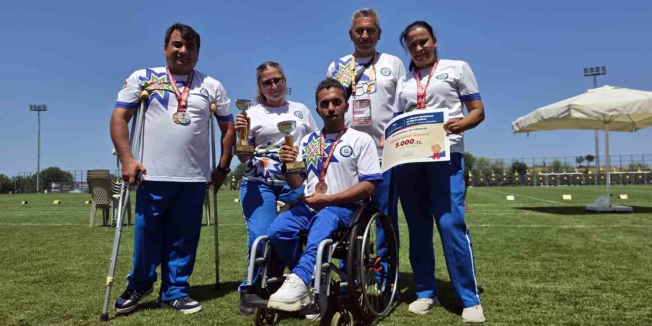 Muğla Büyükşehir sporcuları Samsun’dan madalyalar ile döndü